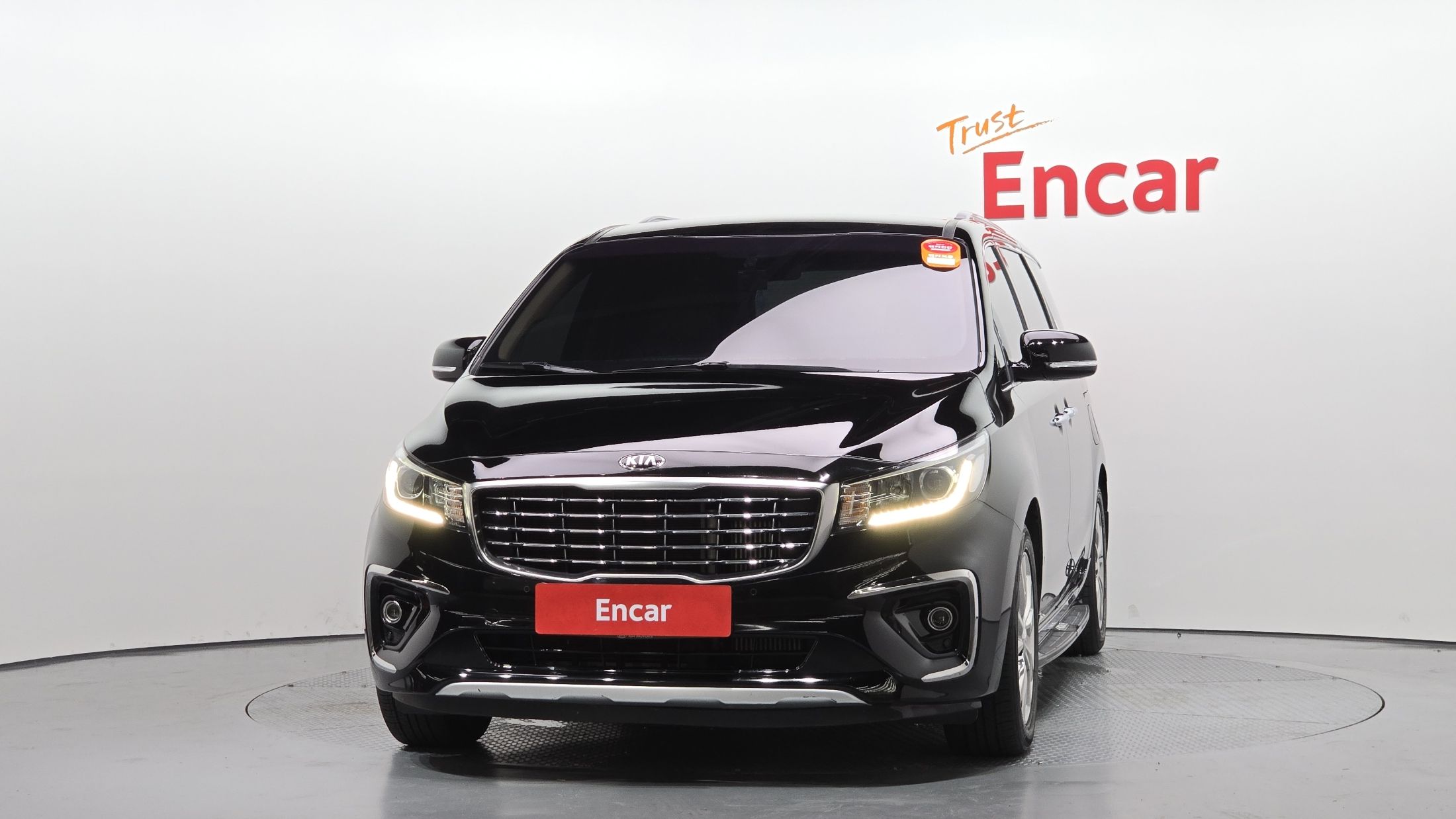 KIA CARNIVAL 2018