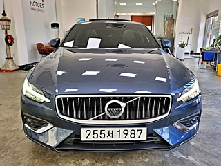 VOLVO S60 2019