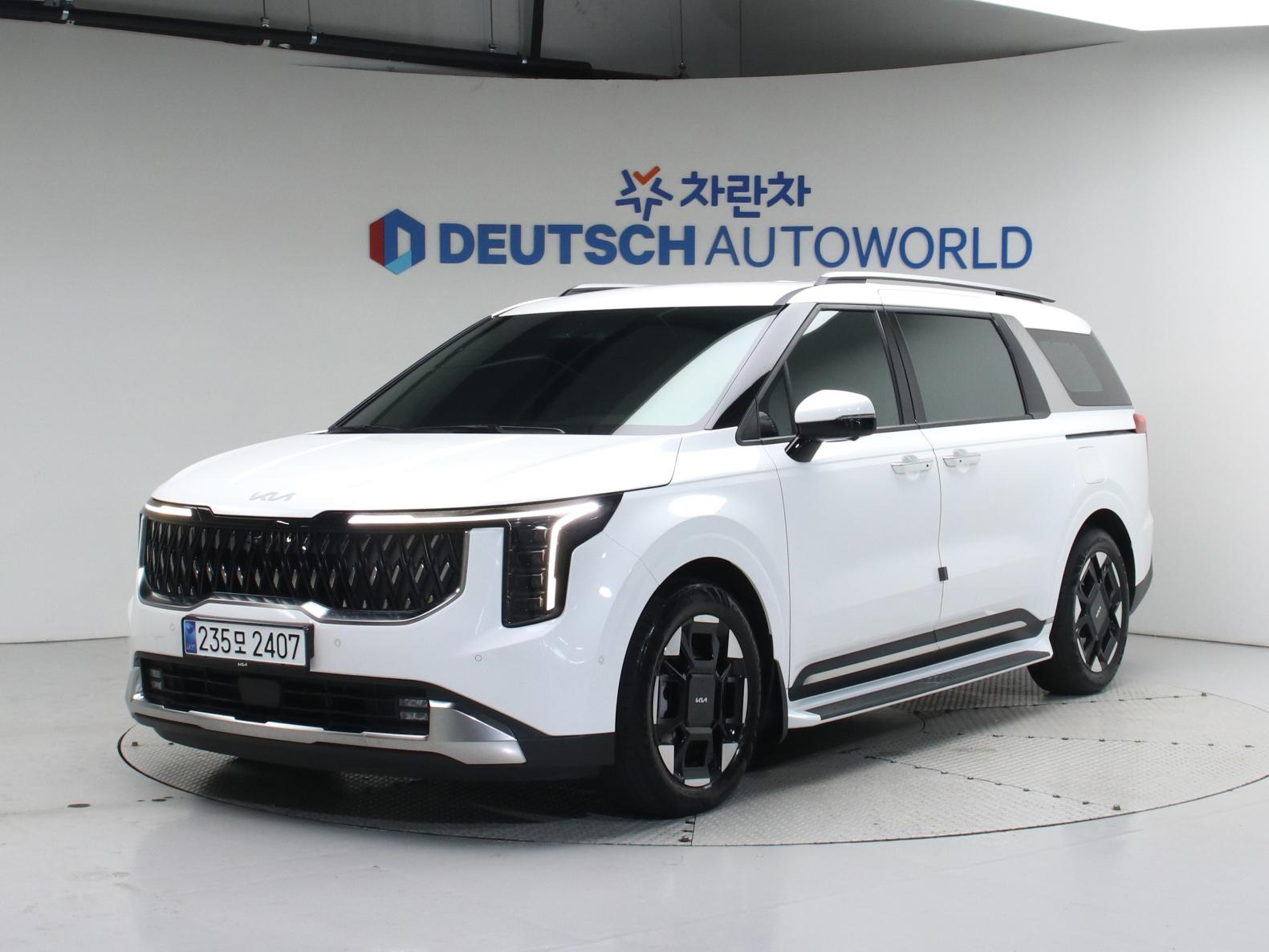KIA CARNIVAL 2024