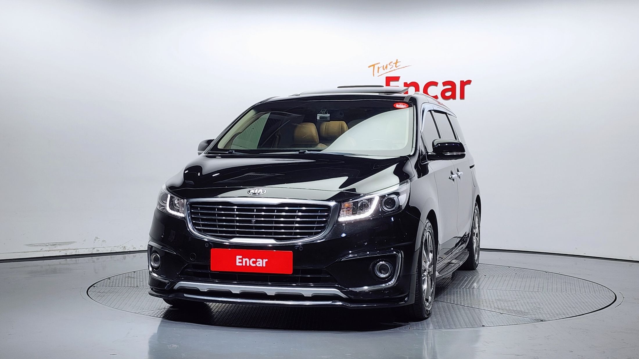 KIA CARNIVAL 2016