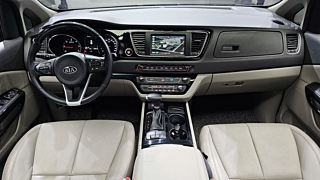 KIA CARNIVAL 2017