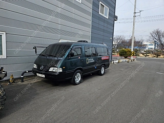 SSANGYONG ISTANA  15 Seater Prime 2003