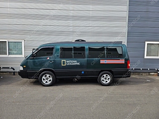SSANGYONG ISTANA  15 Seater Prime 2003