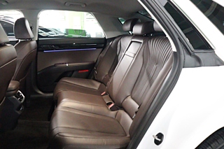 HYUNDAI GRANDEUR HYBRID GN7 2023