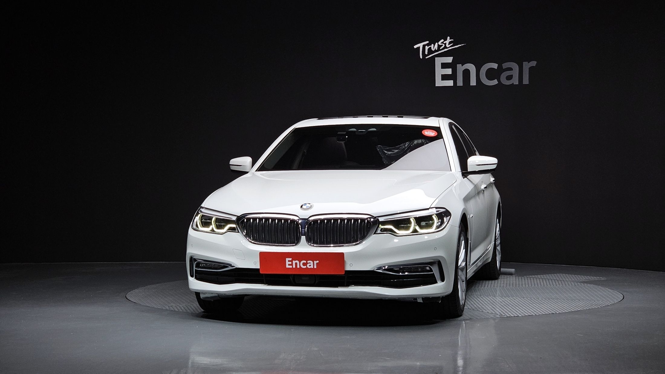 BMW 5-SERIES G30 2018