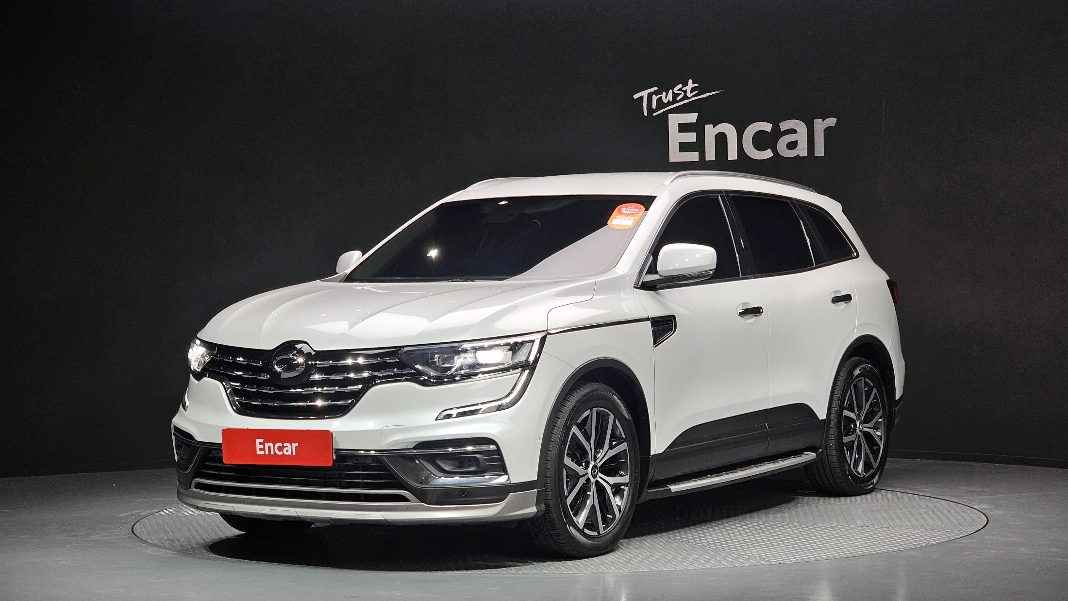RENAULT SAMSUNG QM6