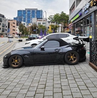 Заказать MAZDA MX-5