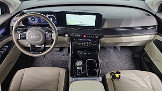KIA CARNIVAL 2023
