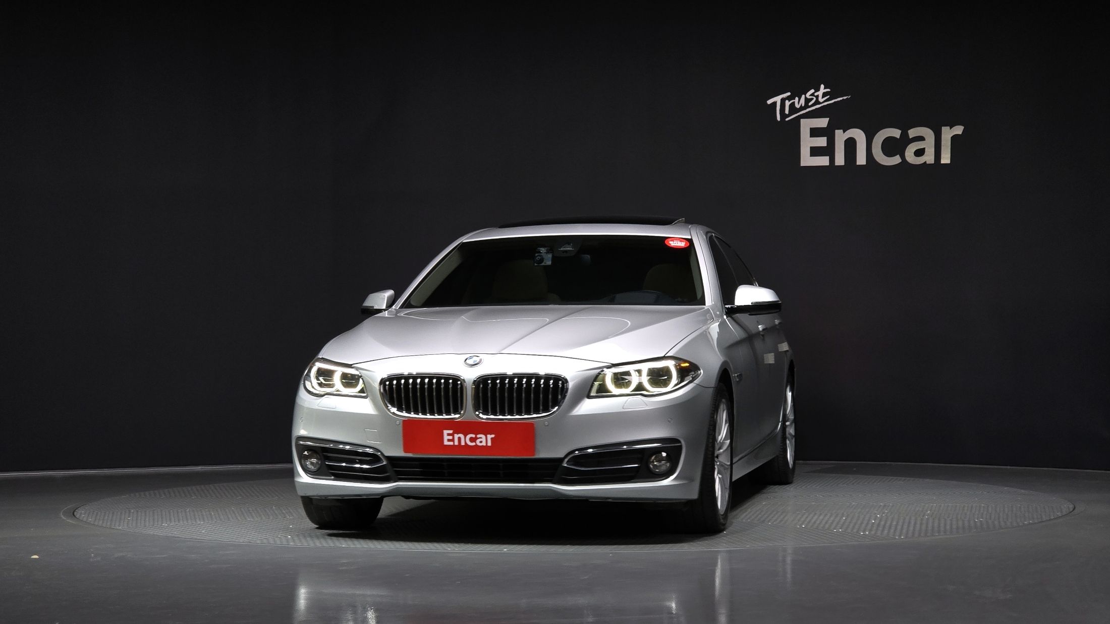 BMW 5-SERIES F10 2016