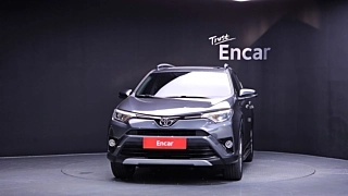 TOYOTA RAV4 2018