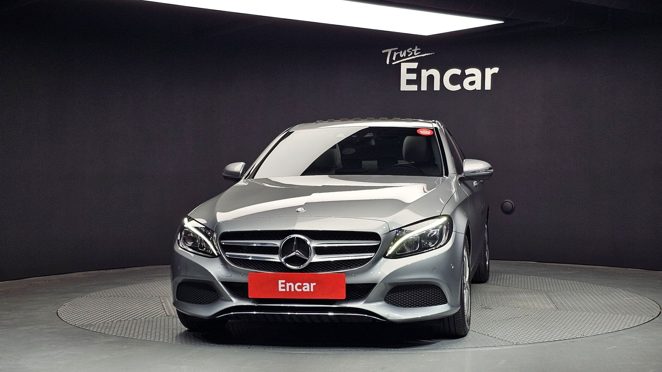 MERCEDES BENZ C-CLASS W205 2016