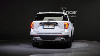 FORD EXPLORER 2021