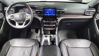 FORD EXPLORER 2021