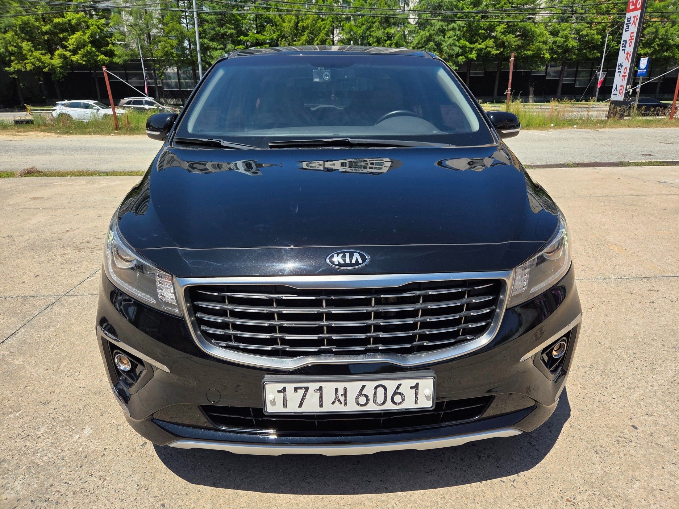 KIA CARNIVAL 2019