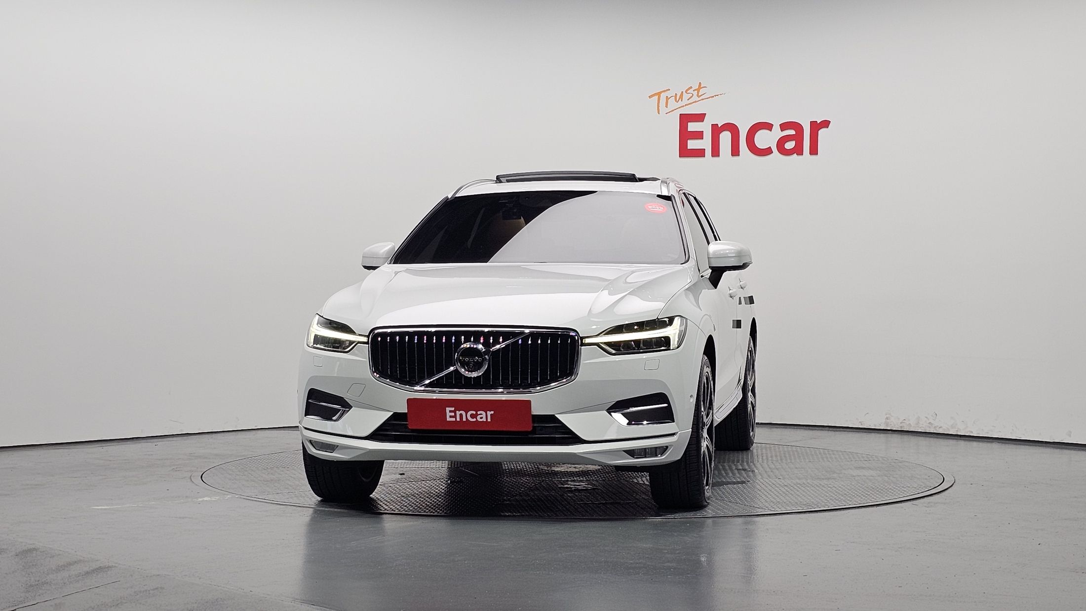 VOLVO XC60 2018
