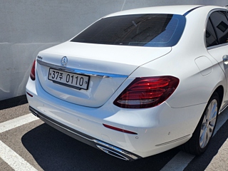 MERCEDES BENZ E-CLASS W213 2016