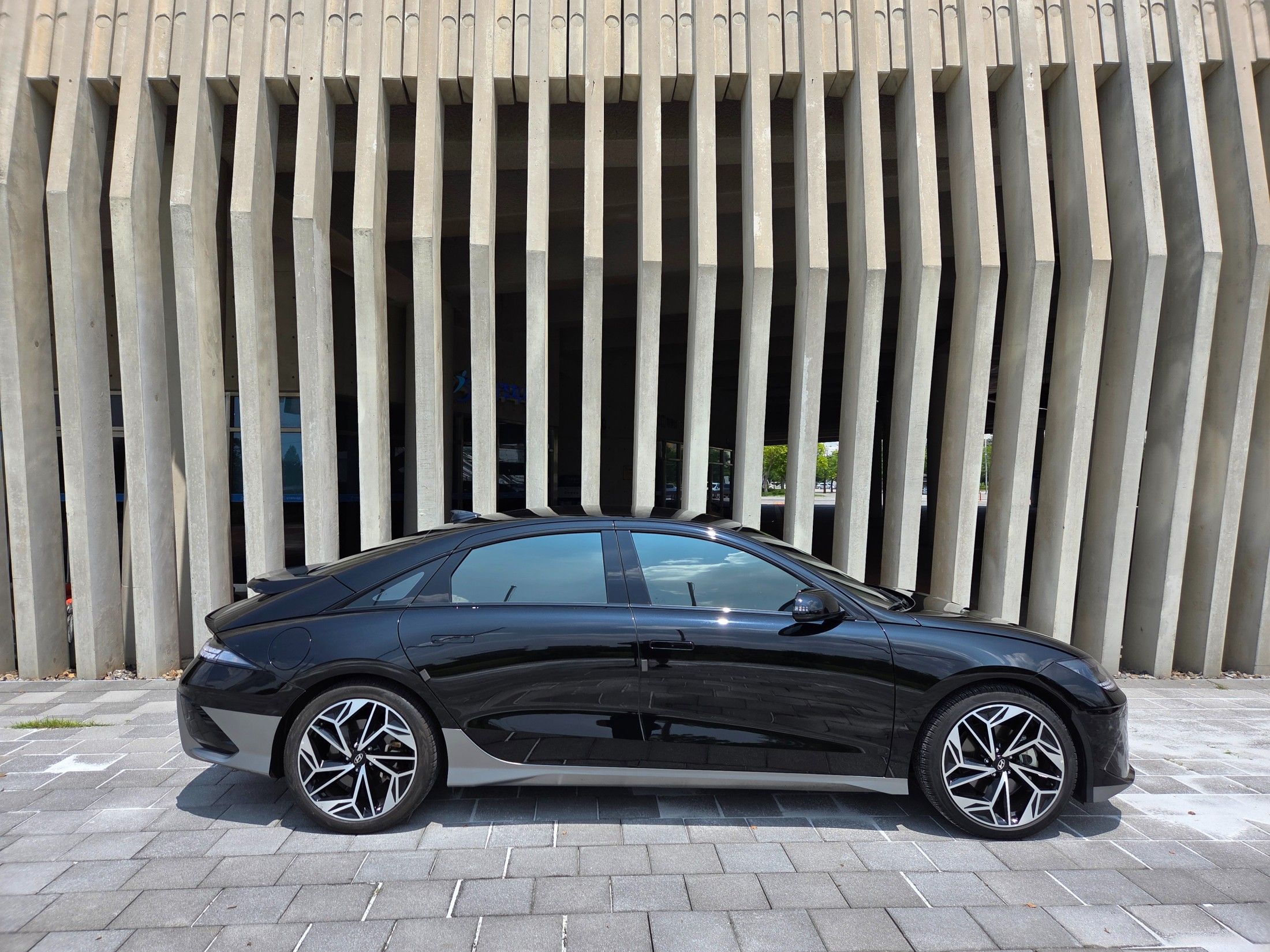 HYUNDAI IONIQ6 2023