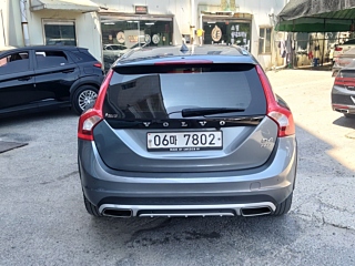 VOLVO V60 CROSS COUNTRY 2017