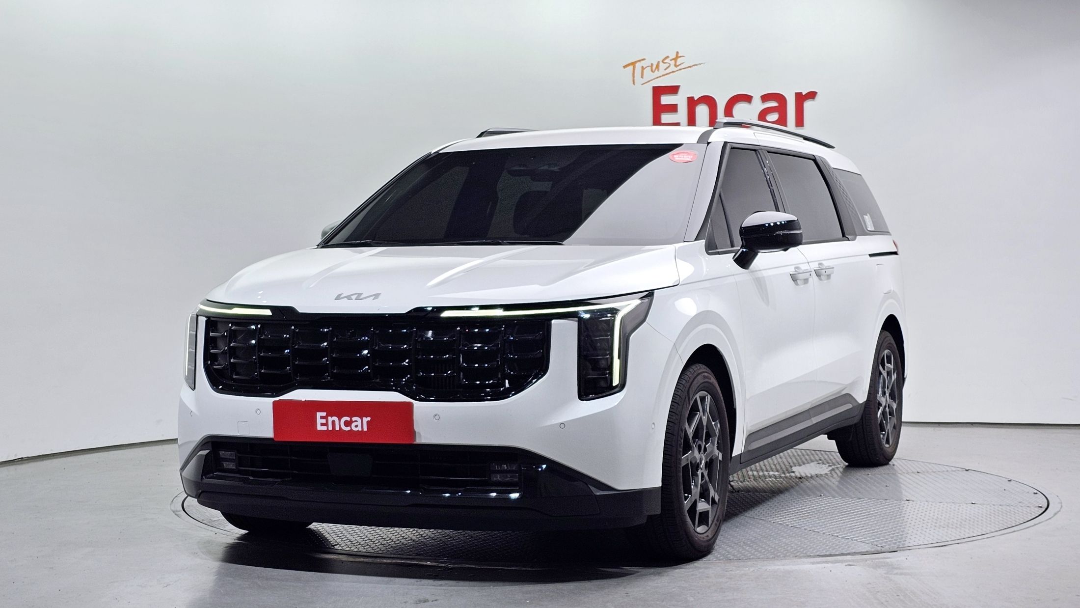 KIA CARNIVAL 2024