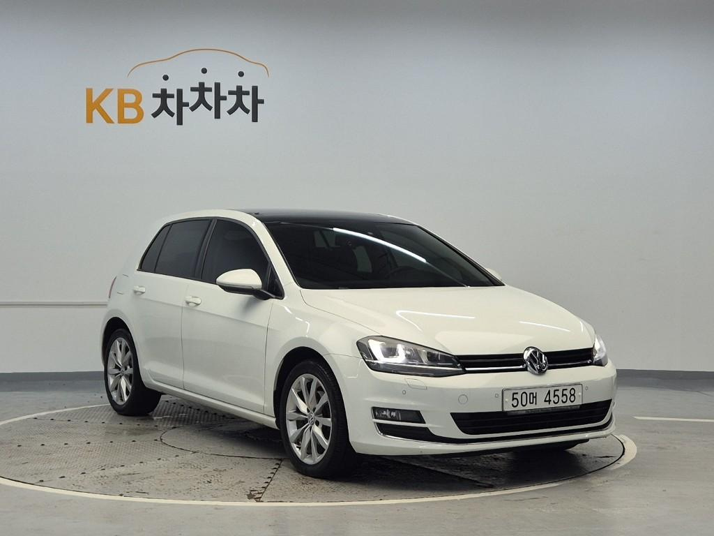 VOLKSWAGEN GOLF 2015