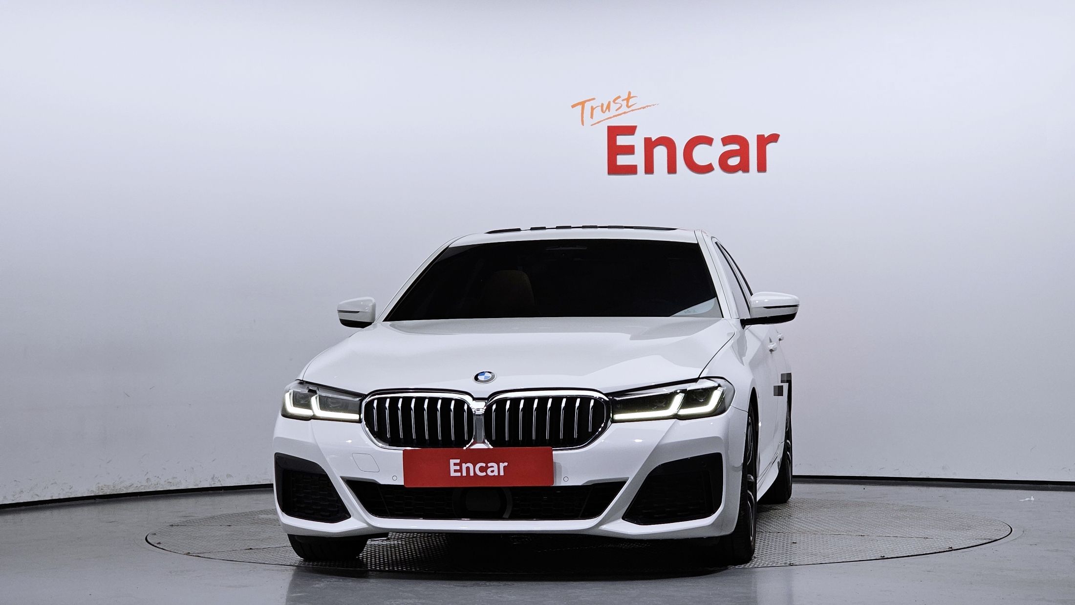 BMW 5-SERIES G30 2022