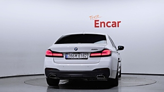 BMW 5-SERIES G30 2022