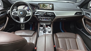 BMW 5-SERIES G30 2019