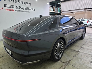 HYUNDAI GRANDEUR HYBRID GN7 2023