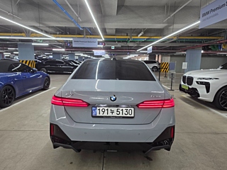 BMW 5-SERIES G60 2024