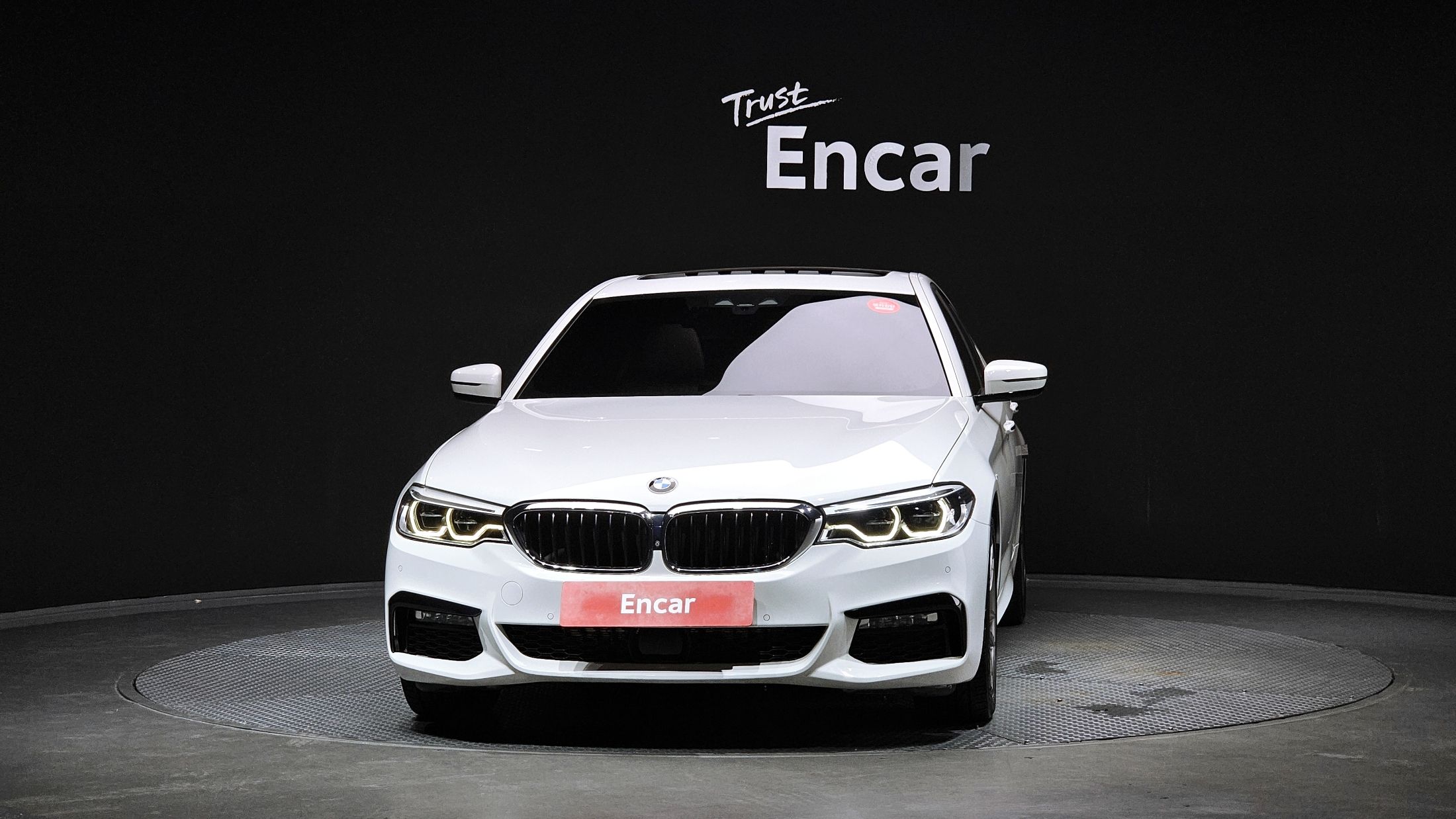 BMW 5-SERIES G30 2017