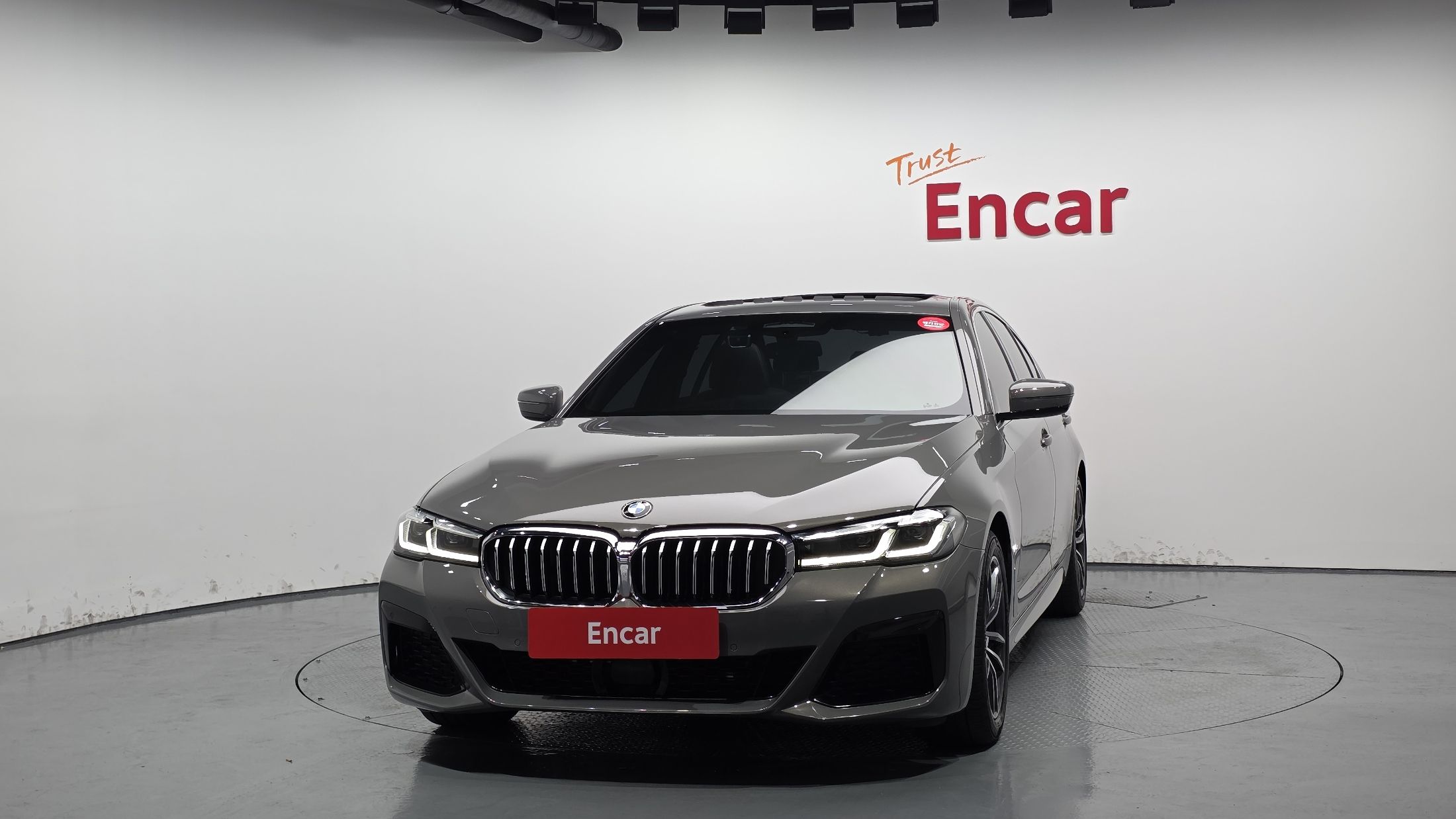 BMW 5-SERIES G30 2020