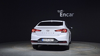 HYUNDAI AVANTE AD 2018