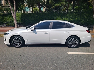 HYUNDAI SONATA HYBRID DN8 2021