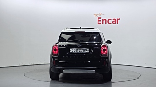 MINI COUNTRYMAN COOPER D 2018