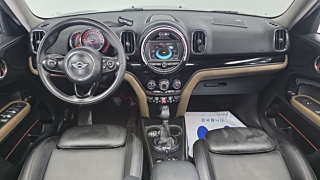 MINI COUNTRYMAN COOPER D 2018