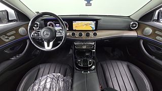 MERCEDES BENZ E-CLASS W213 2019