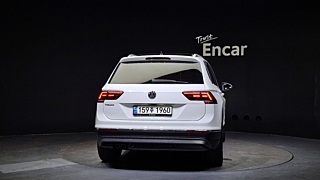 VOLKSWAGEN TIGUAN 2020