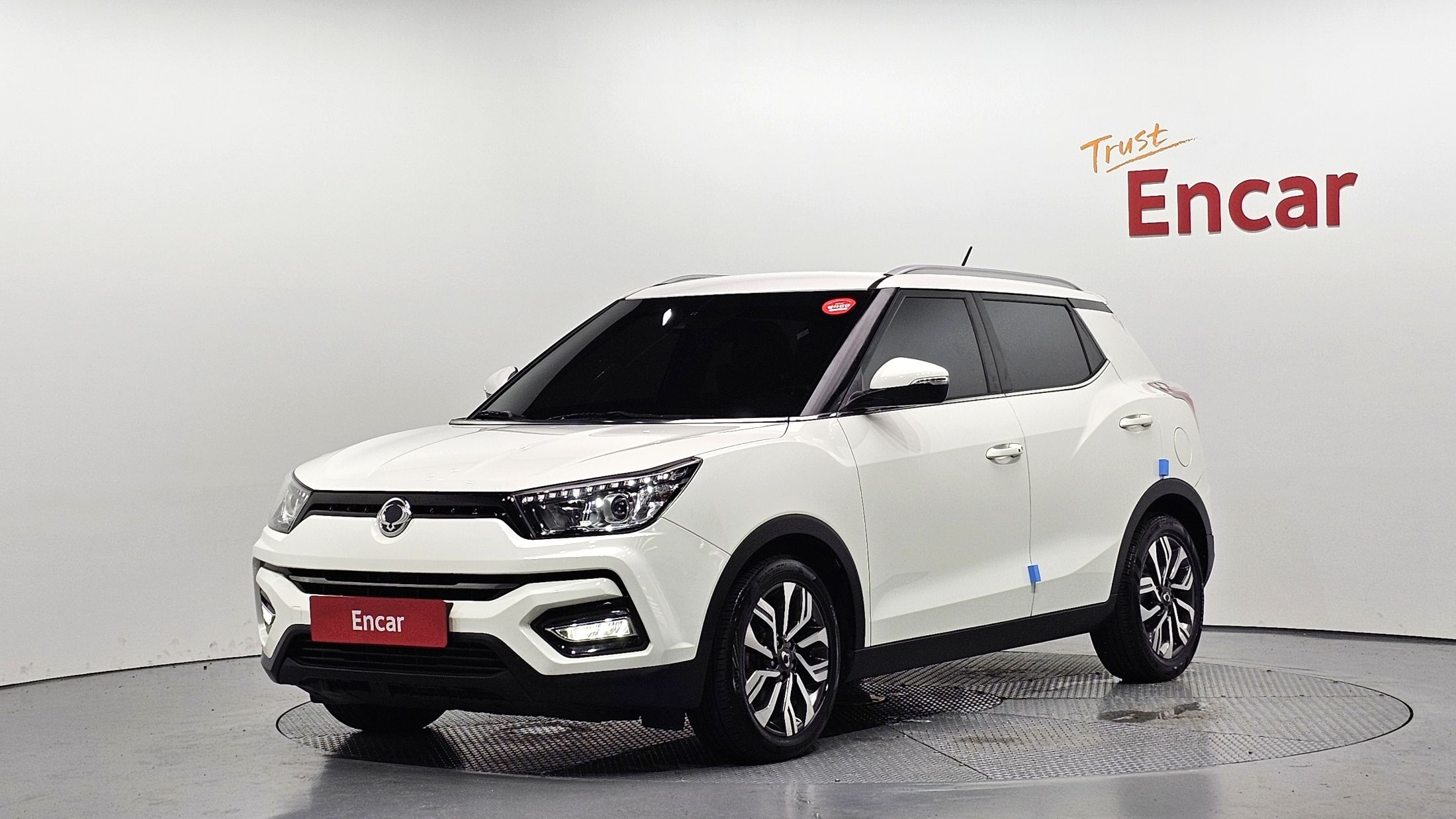Аукционный лист SSANGYONG TIVOLI ARMOR 2019