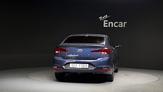 HYUNDAI AVANTE AD 2018