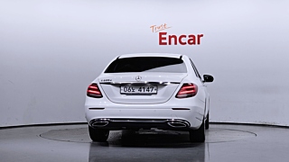 MERCEDES BENZ E-CLASS W213 2017