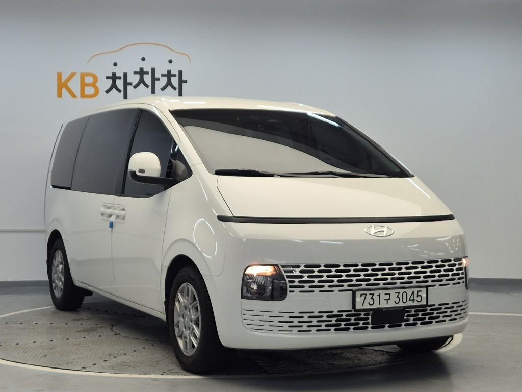 HYUNDAI STARIA 2022