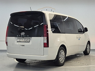 HYUNDAI STARIA 2022