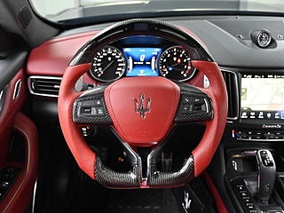 MASERATI LEVANTE 2020