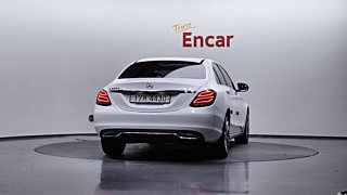 MERCEDES BENZ C-CLASS W205 2017