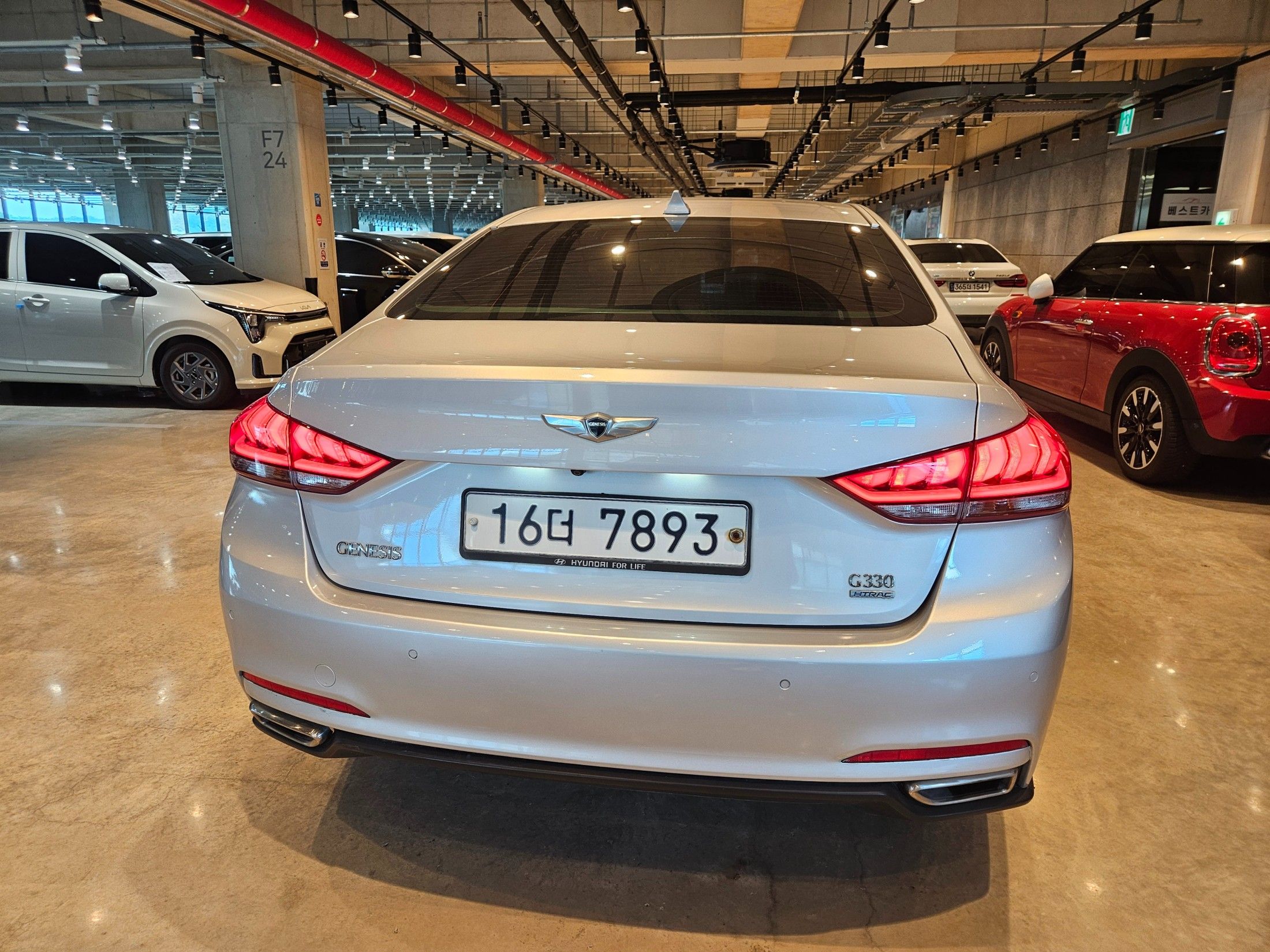 HYUNDAI GENESIS DH 2014