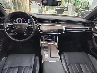 AUDI A7 4K 2024