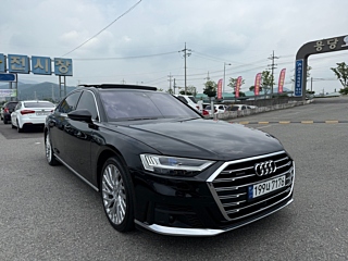AUDI A8 D5 2020