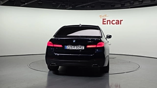 BMW 5-SERIES G30 2022