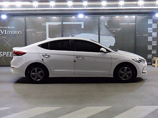 HYUNDAI AVANTE AD 2016