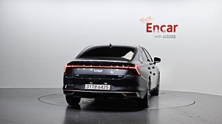 KIA K8 HYBRID 2024